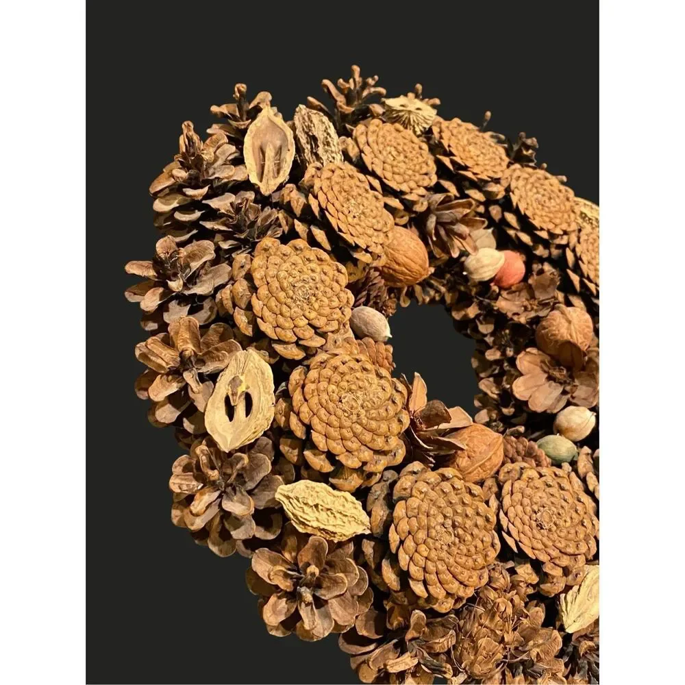 Pinecone Wreath Vintage